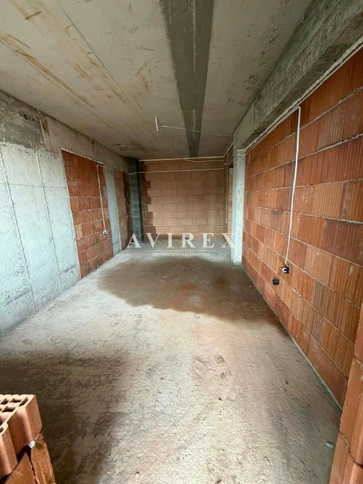 Оферта 58342 - Тристаен апартамент в кв. Христо Смирненски срещу