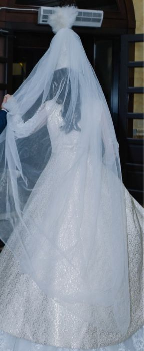 Платье на узату с шикарным камзолом