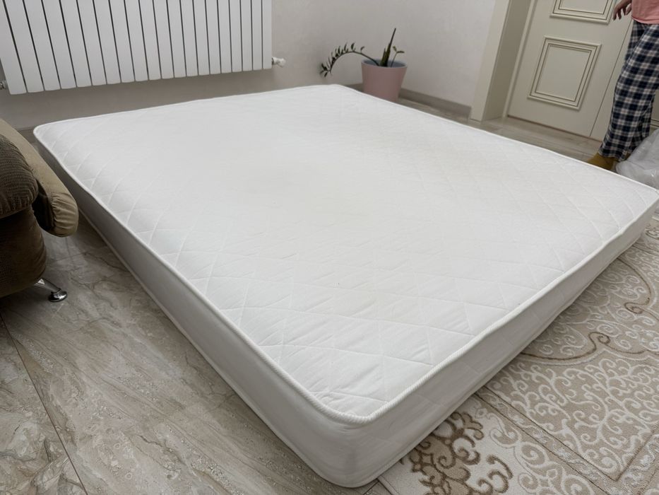 продам б/у матрас,180х200