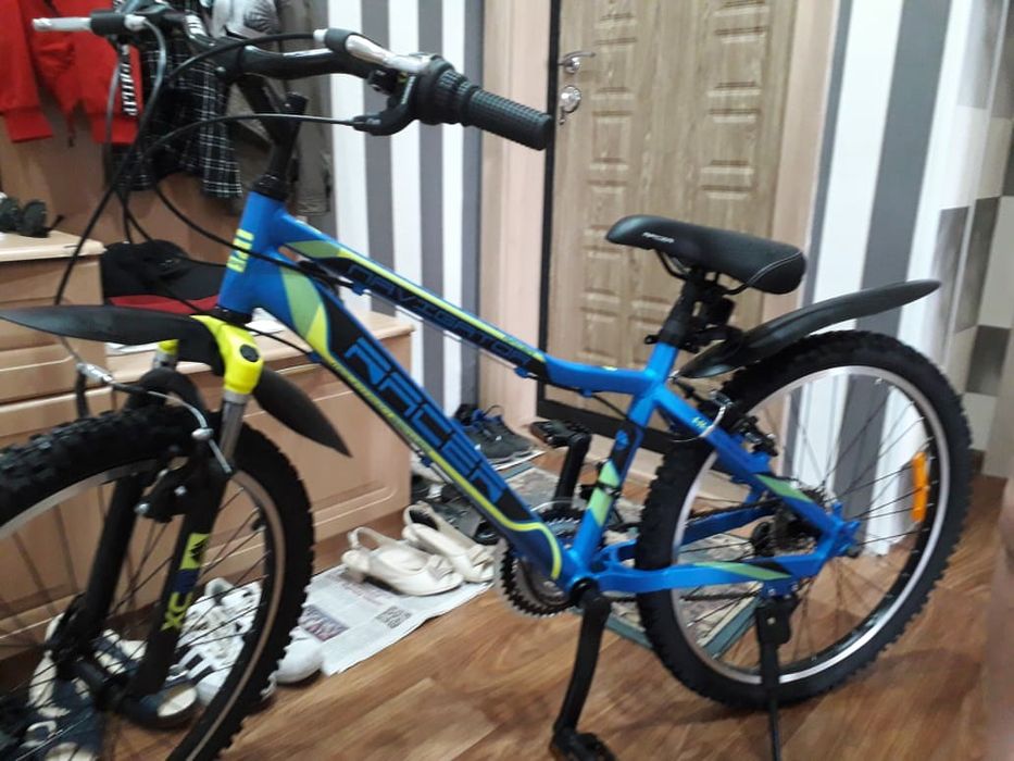 Велосипедттер  мен  спорттық заттар