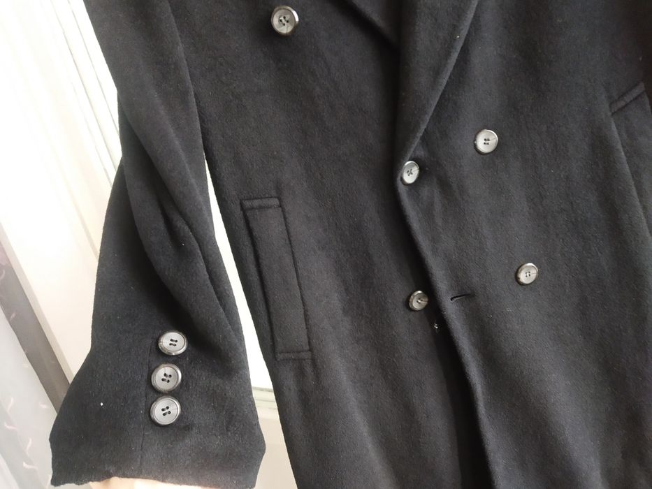 Продам чёрное мужское пальто. Как новое!