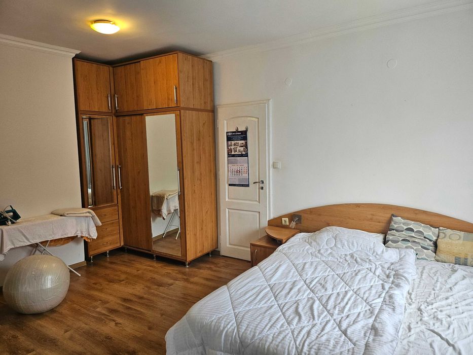 Продава се Двустаен апартамент в Варна, Бриз - 86 кв.м за 2082 €/кв.м - Снимка #4