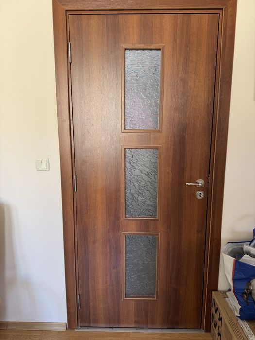 Продавам интериорни врати 6 броя
