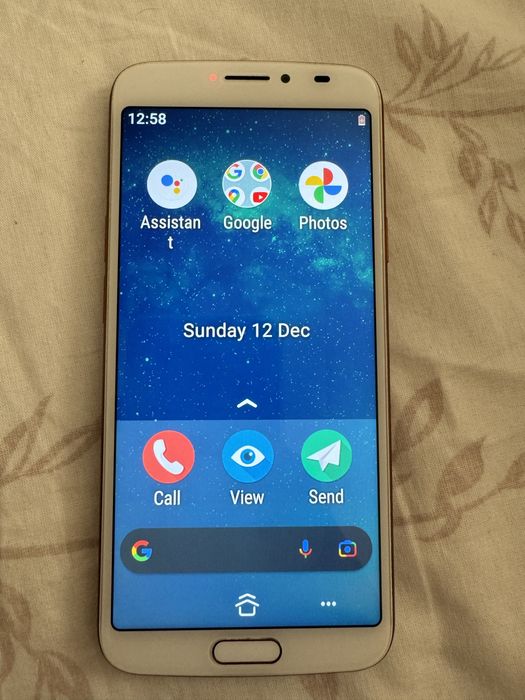 Telefon batrani doro 8080