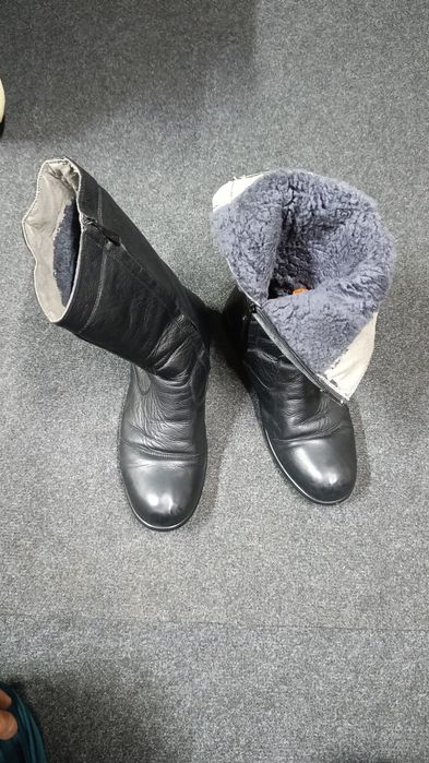 Зимние сапоги кожа.