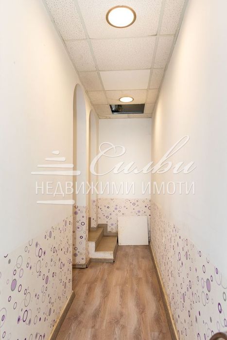 Продава се МАГАЗИН в централната част на града