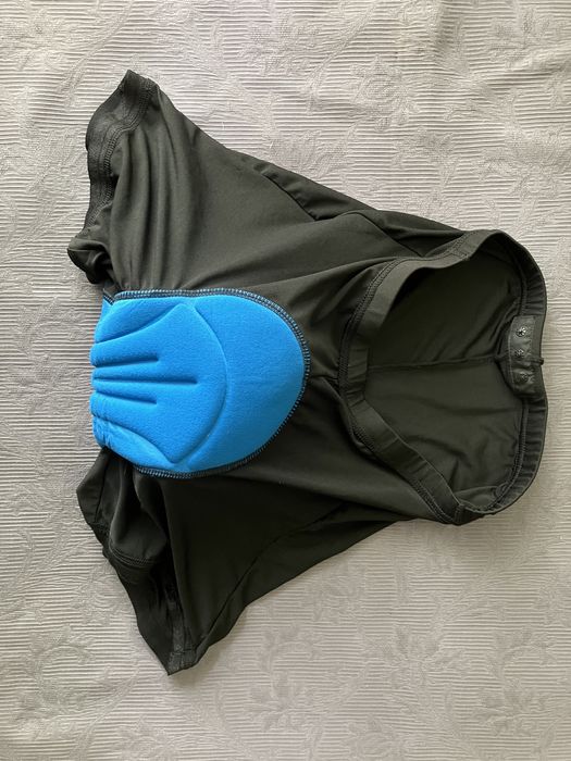 pantaloni scurți cu burete