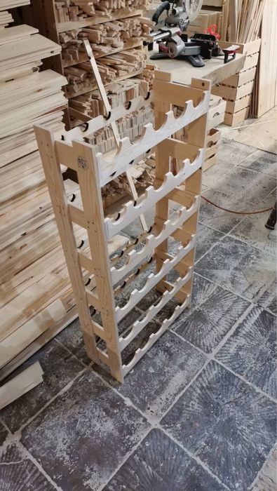 Стелажи за вино по размер и дизайн