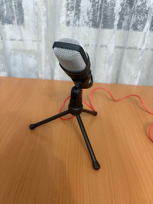 микрофон, новый.