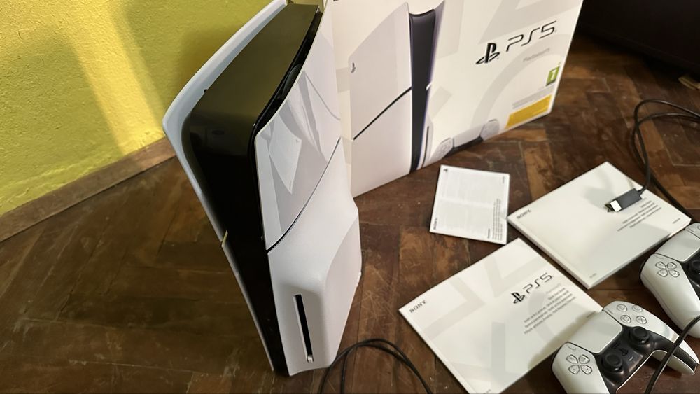 Плейстейшън 5 / слим/ , 1 тр