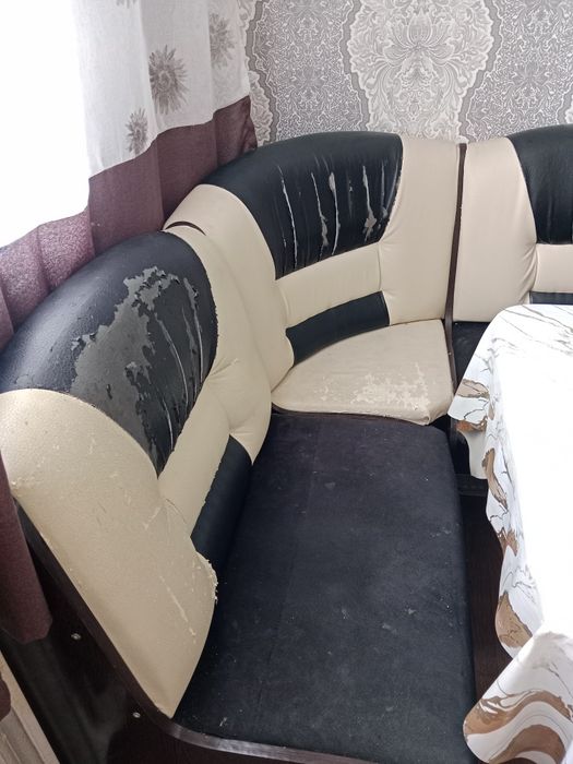Продам кухонную зону за 15000т