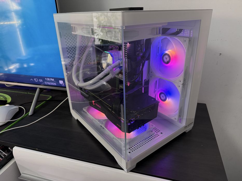 Vand Schimb Pc gaming i5 10500 32 Ram RTX 2060 Super  8Gb SSD 750Gb 2 ani Gara