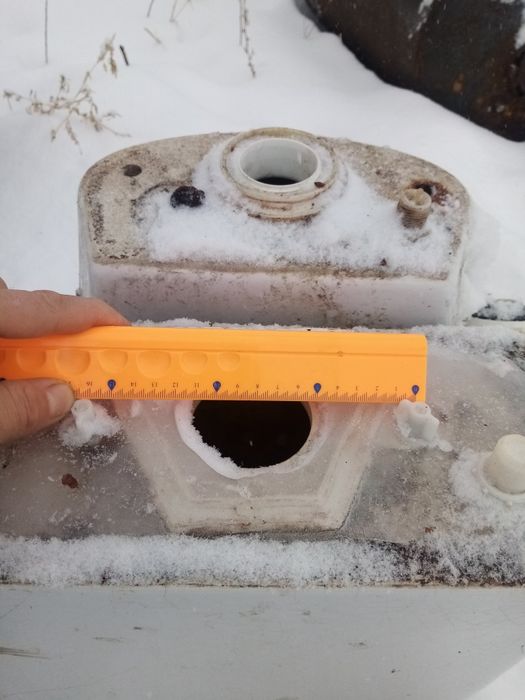 Унитазные бочки бу