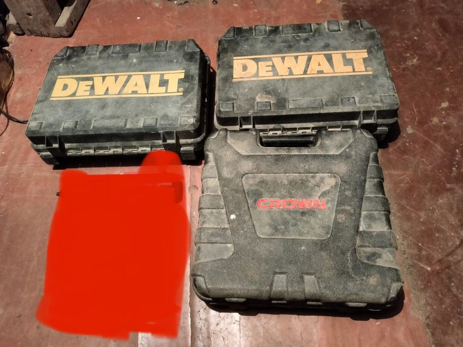 Шуруповерт DeWalt
