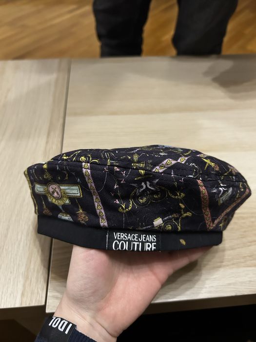 Шапка Versace Jeans