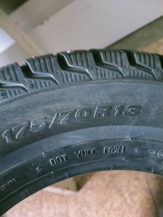 Продам резину зимнею