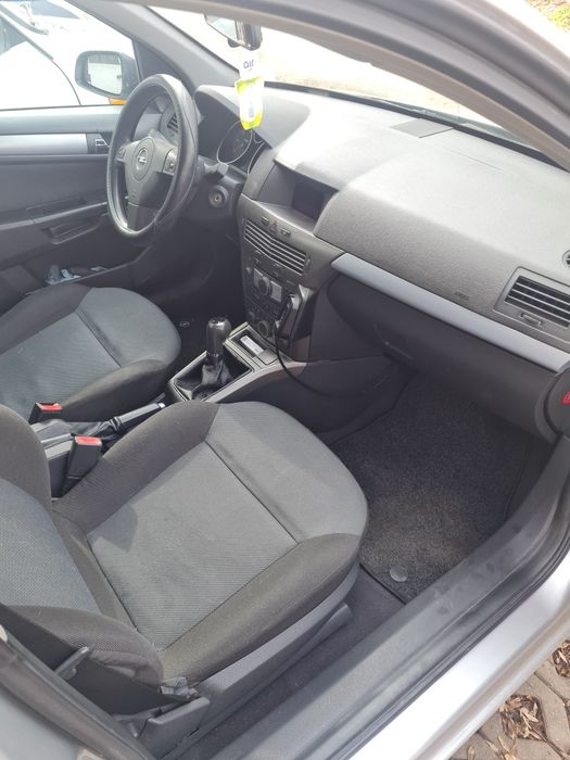 OPEL Astra 2005 — imagine 5