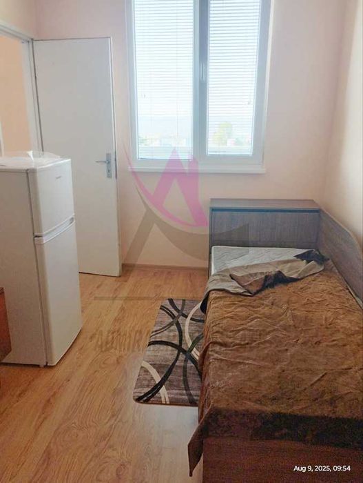 Дава се под наем Двустаен апартамент в Варна, Възраждане 3 - 52 кв.м за 358 € - Снимка #2