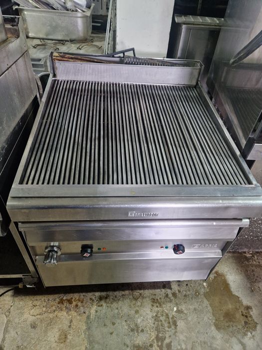 Gratar electric, gaz roca vulcanica, banc inox cu dulap