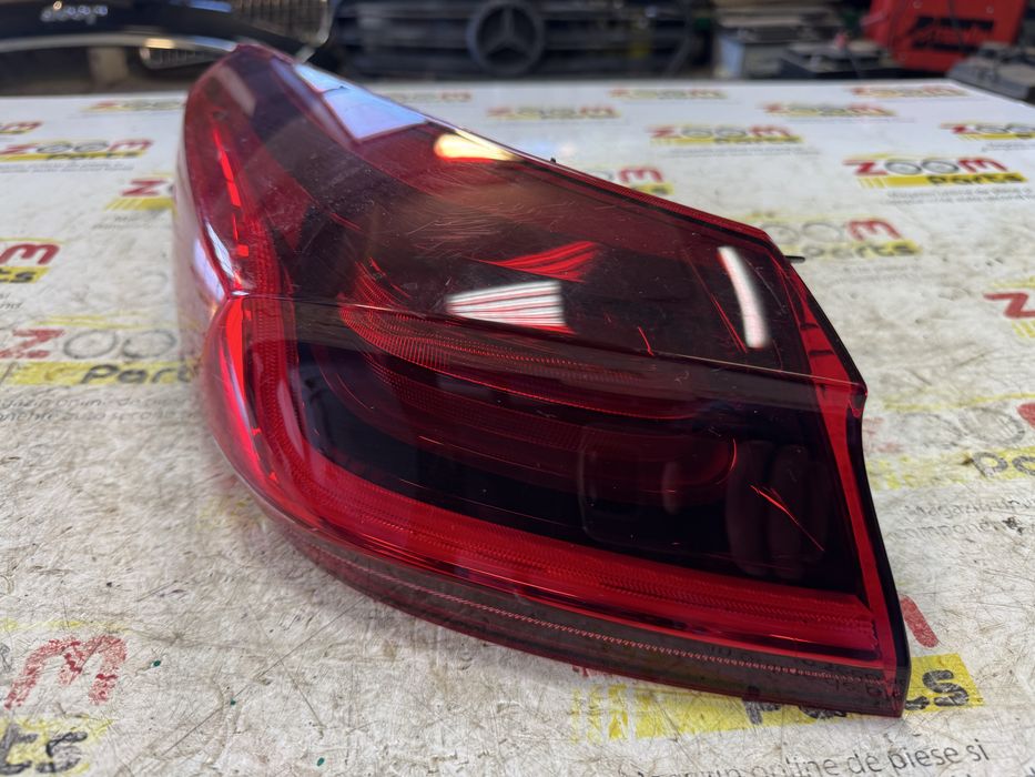 Lampa stop stanga pe aripa Kia X-Ceed 2019-2025