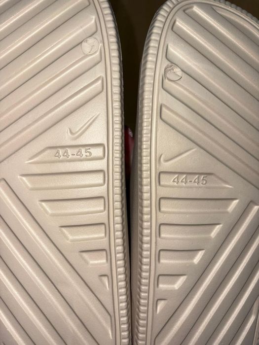 Papuci Nike 44-45 Noi Bej Crem