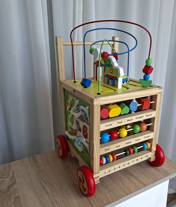 Centru de activitati - Cub - Copii mici