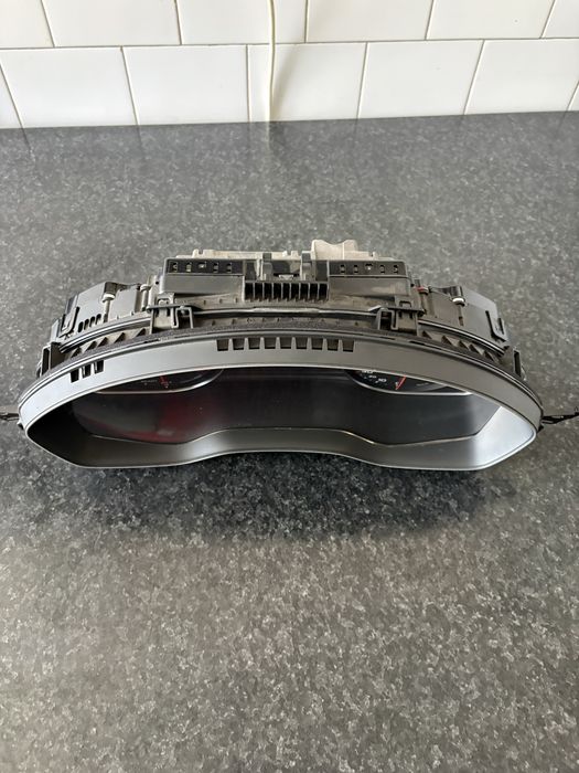 Vand ceasuri audi A4 b9