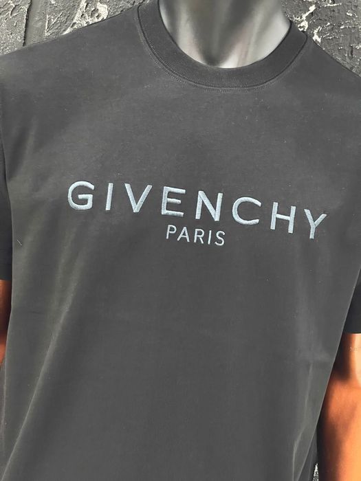 Tricou Givenchy new collection 2026
