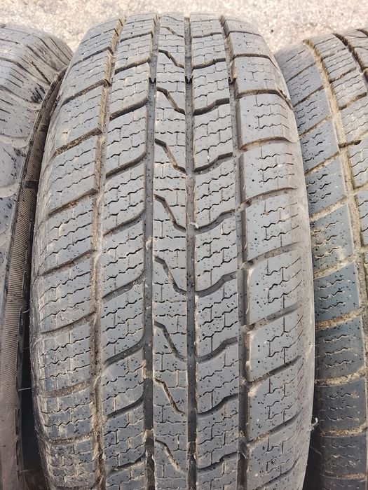 Шины комплект лето 185/70R14