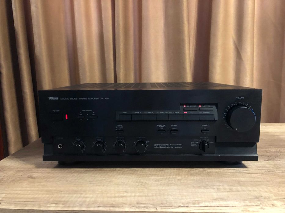Yamaha AX-700 amplificator stereo, 600W