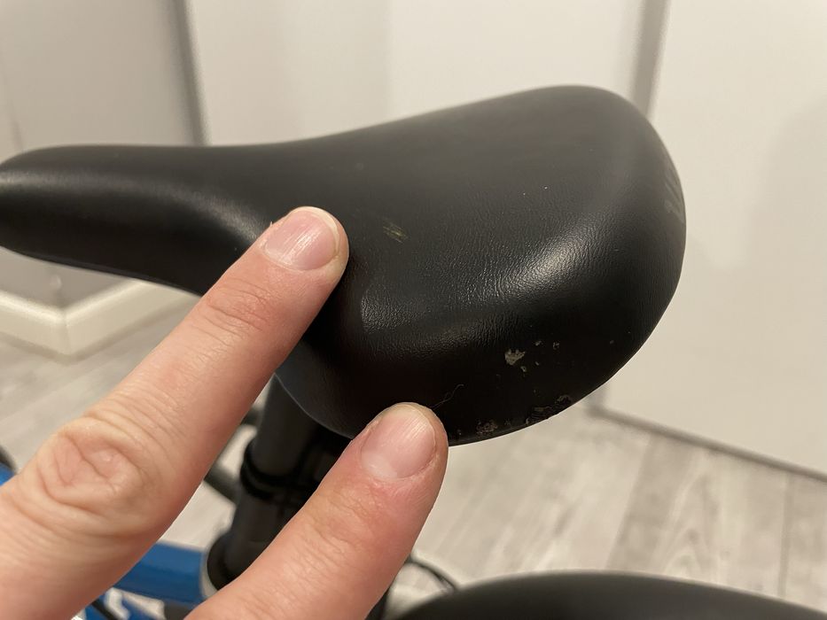 Vand bicicleta Woom 2, primul proprietar, aflata intr-o stare impecabila, foarte bine intretinuta.