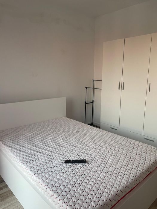 Dau in chirie apartament cu 2 camere
