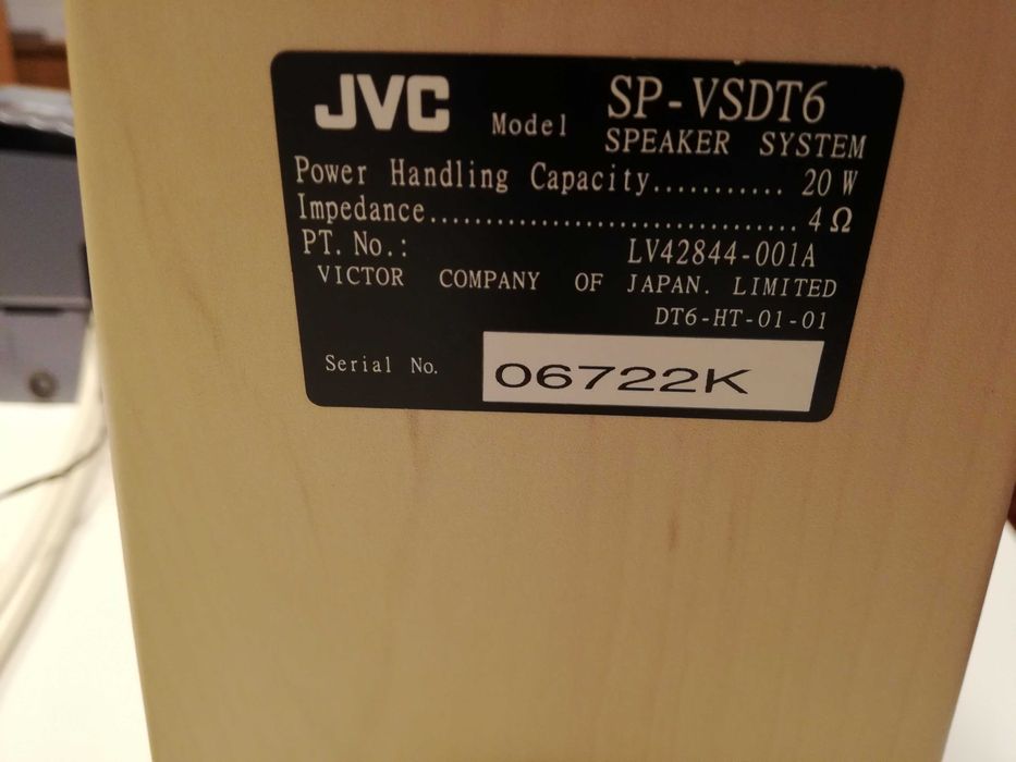 Combina JVC model CA-VSDT6R (CD/Tuner/Amplif/Boxe )- Impecabila/Japan