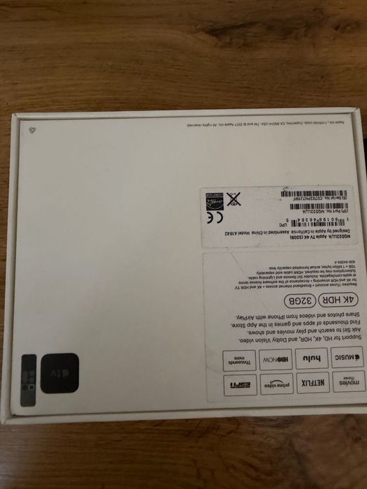 Apple TV в отличном состояние