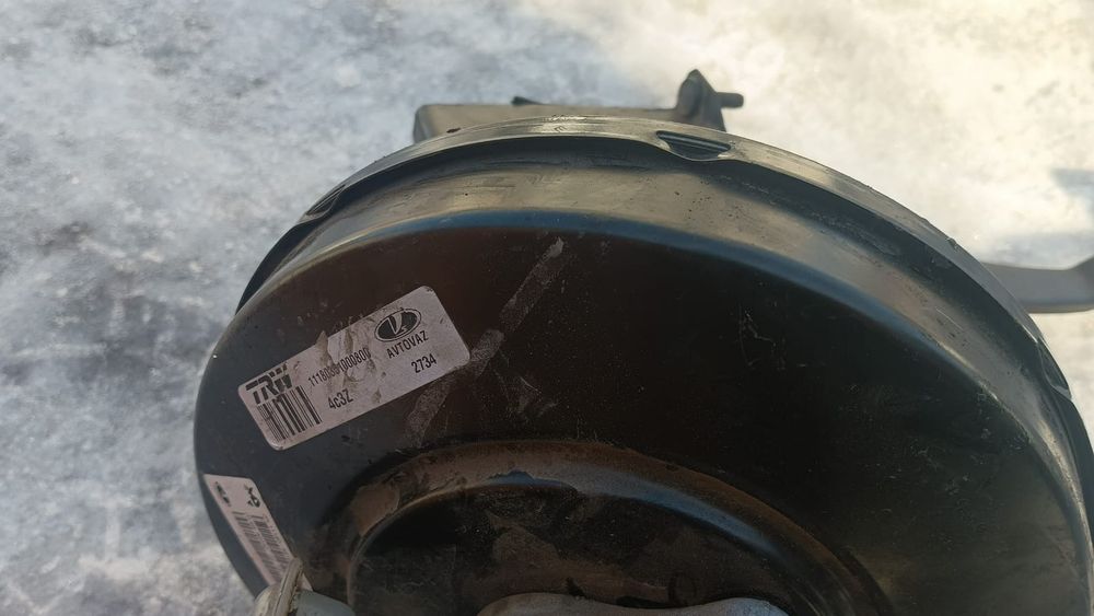 Продам запчасти на приору