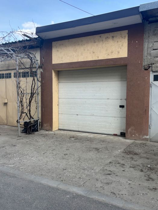 Vând garaj în Tecuci jud. Galați