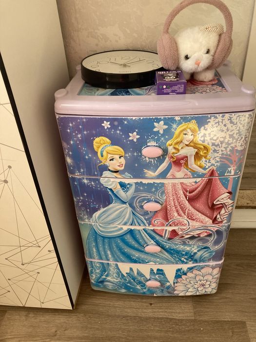 Срочно продам комод, тумба