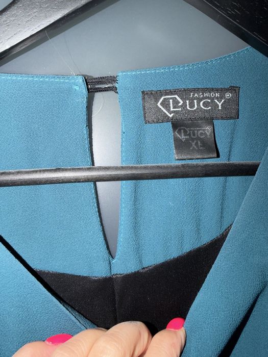 Продавам Рокли lucy хл
