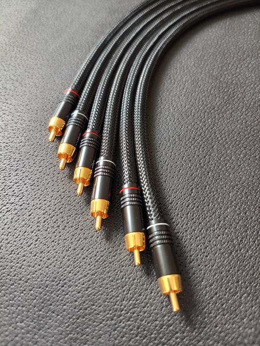 Cabluri audio profesionale Canare LV-77S  RCA tată → RCA tată  1 m