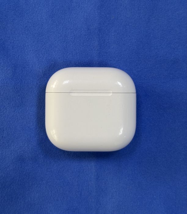AirPods 4 кейс (без шумодава)