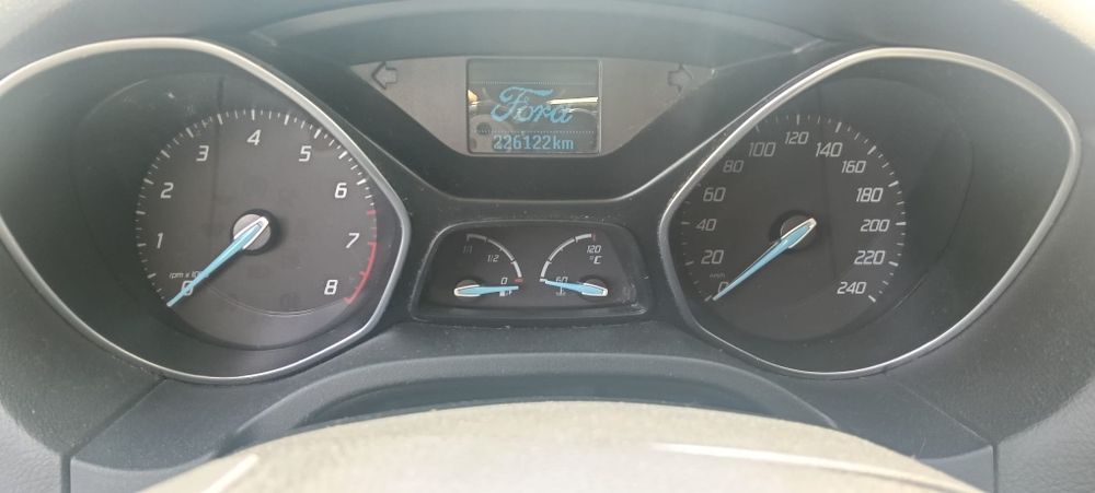 Ford focus 2012 1.6 benzina +Gpl