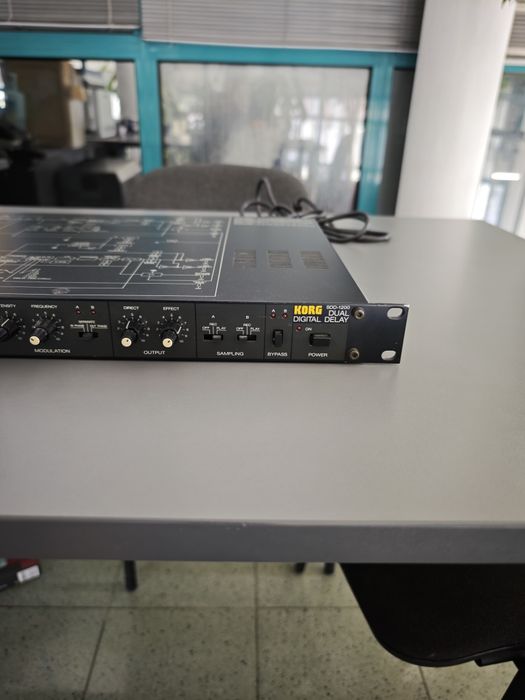 Korg  SDD-1200 Dual Digital Delay-аудио процесор за дигитално ехо