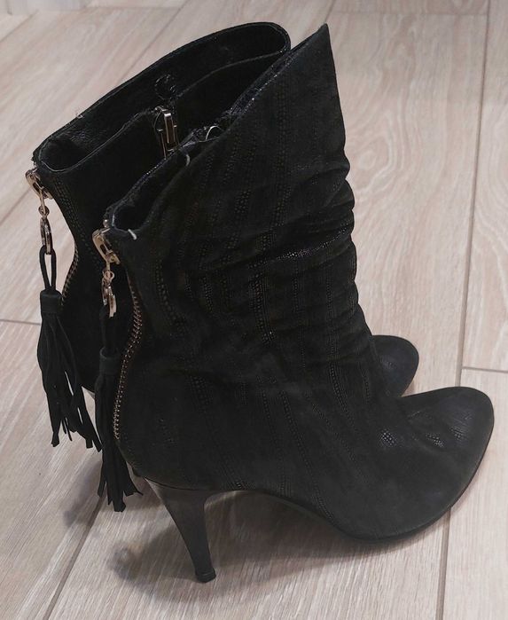 Продам осенние сапожки