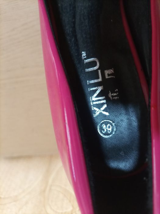 Продаются туфли б/у