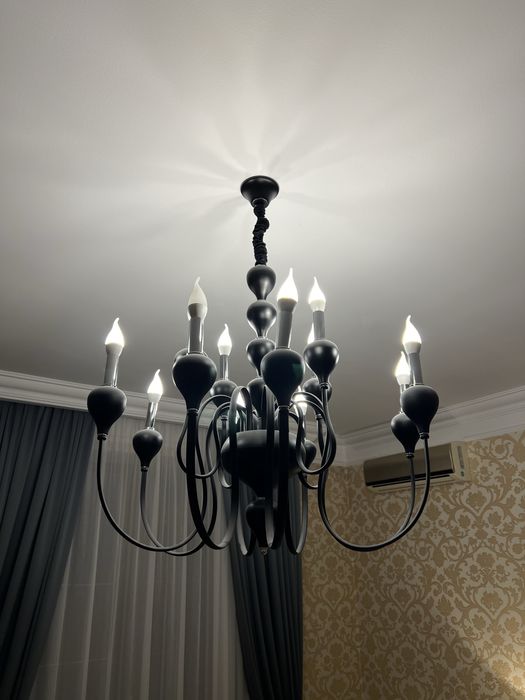 Люстра 12-рожковая, большая