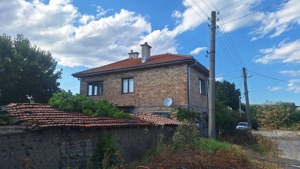 Продава се Къща в с. Блатница, Област Пазарджик - 80 кв.м за 775 €/кв.м - Снимка #1