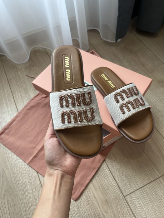 Дамски чехли Miu Miu