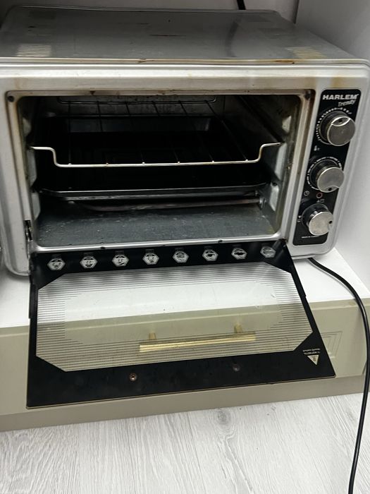 Продам нерабочую печку Harlem