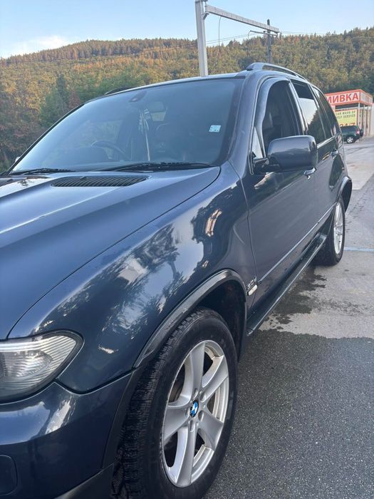 Автомобил bmw x5