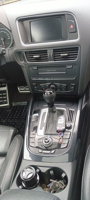 Audi    Q5    S-line